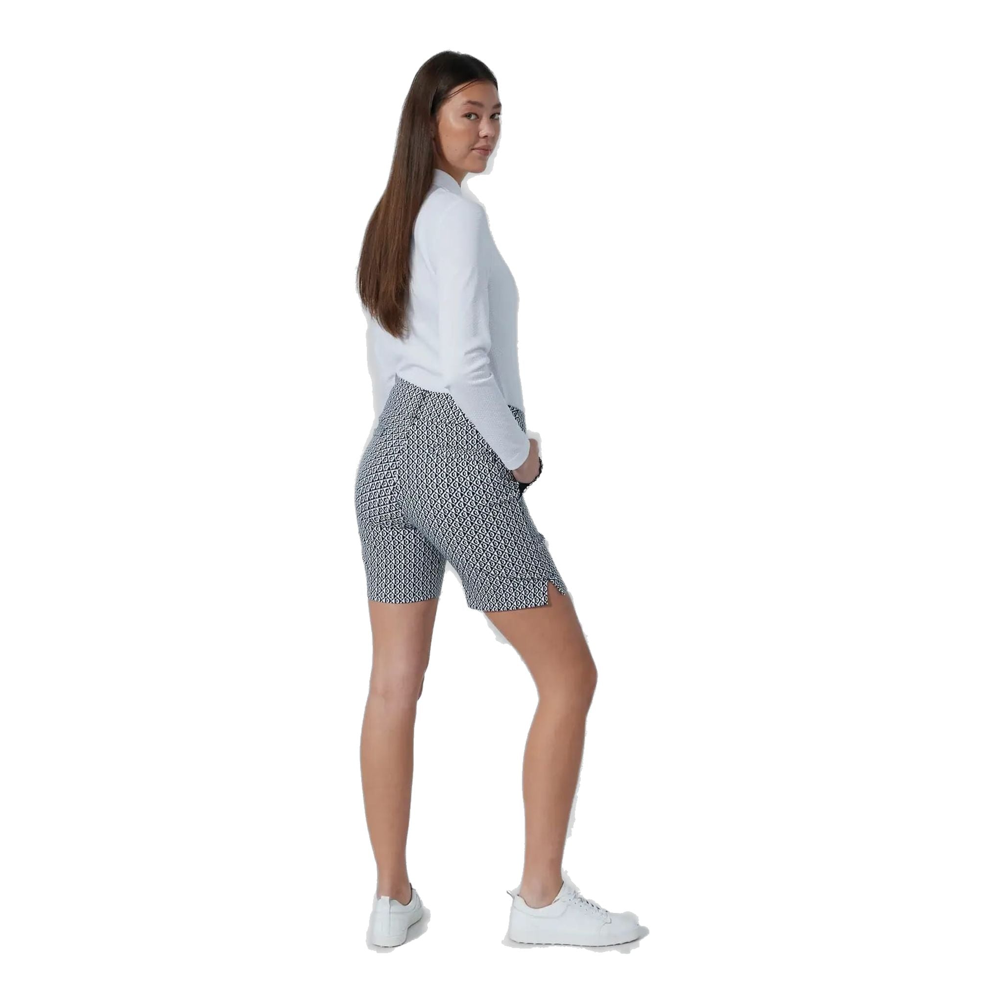 Daily Sports Magic Motif Shorts 44 Cm Damen