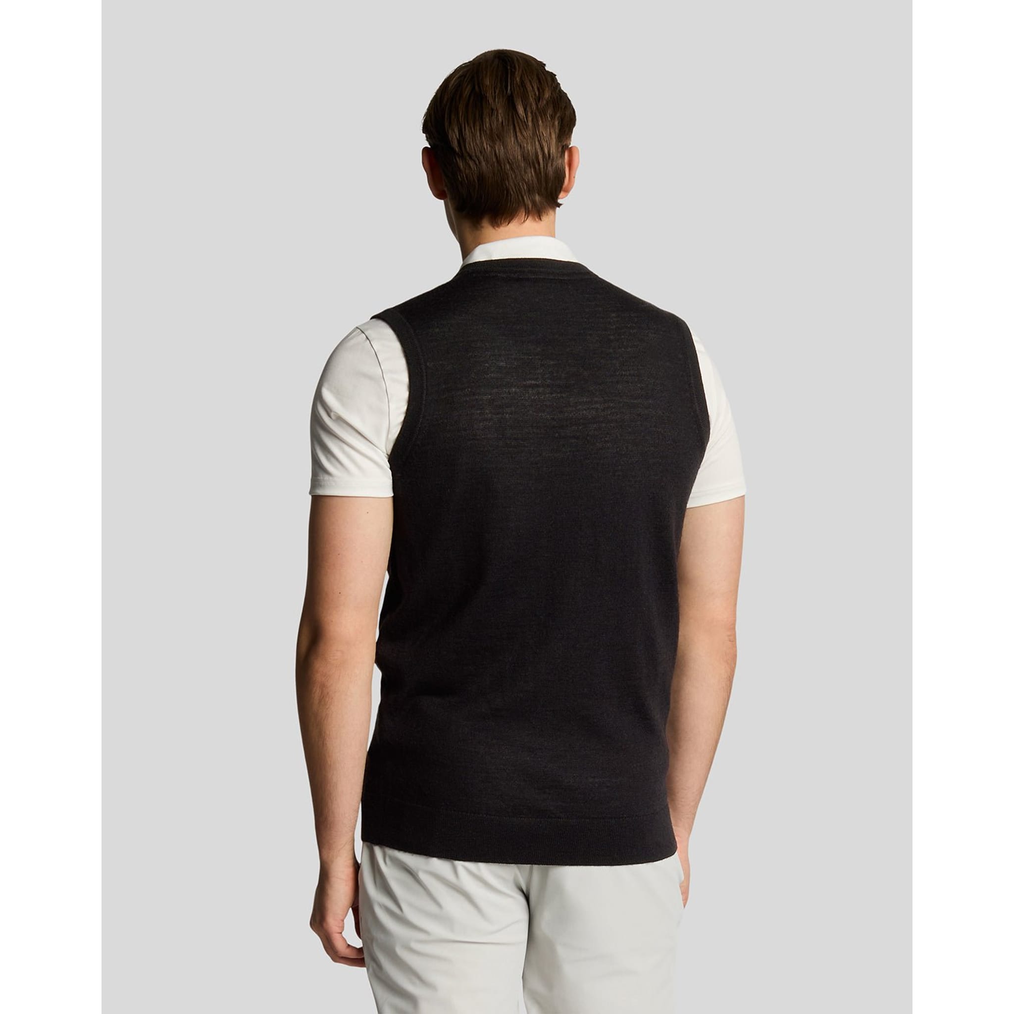 Lyle & Scott Merino Blend Knitted V-Neck Vest Herren