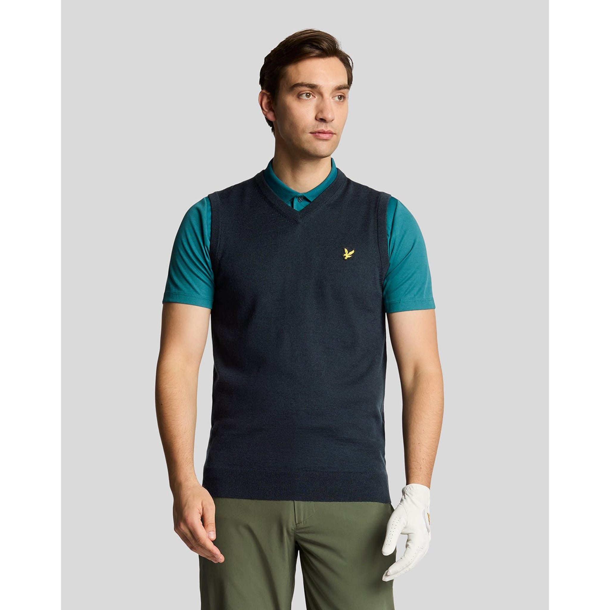 Lyle & Scott Merino Blend Knitted V-Neck Vest Herren