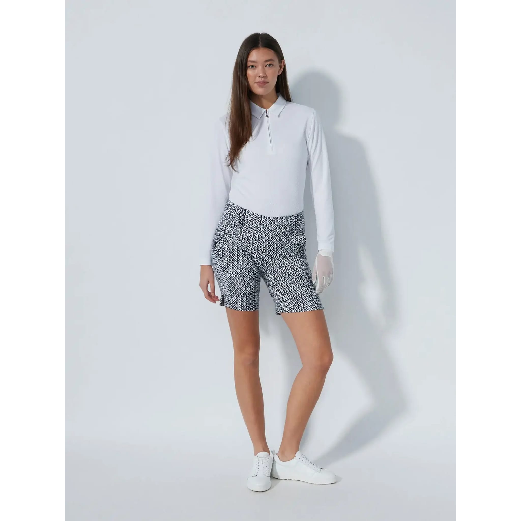 Daily Sports Magic Motif Shorts 44 Cm Damen