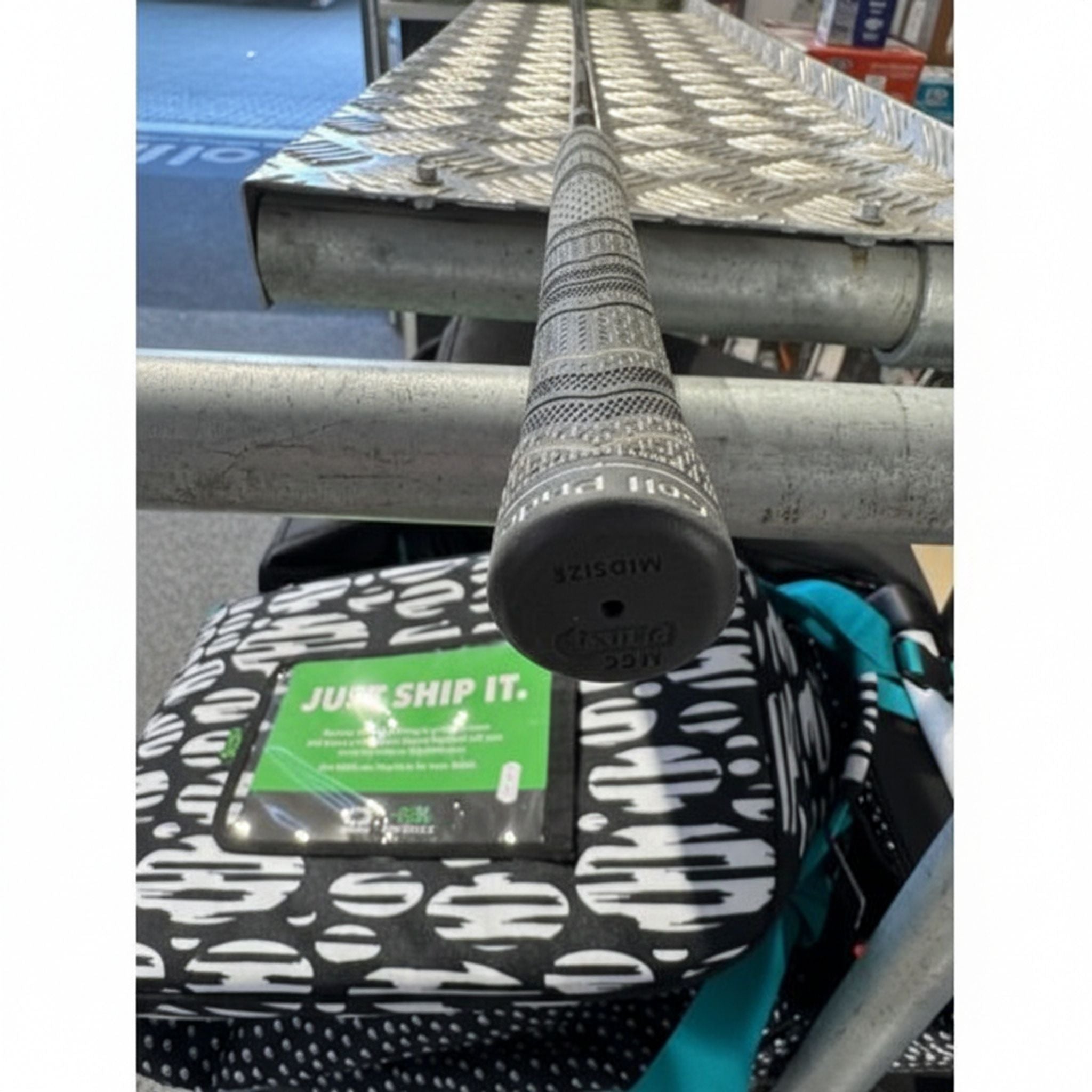 TaylorMade Sim DHY HE RH #4 R (DIA LTD 65) Herren